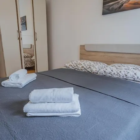 Appartamento Dalmatino Zara Esterno foto